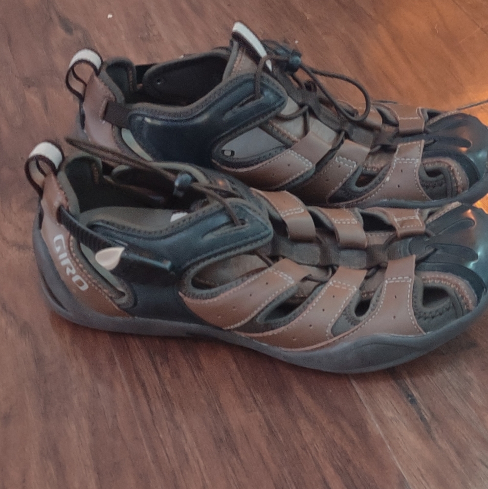Giro size 10 mens hiking sandals